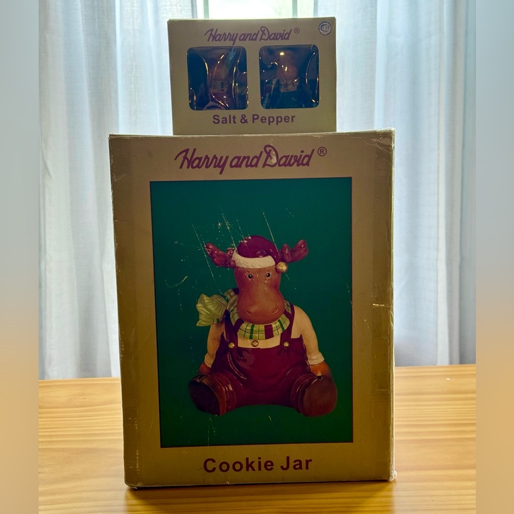 RARE Harry & David Mr. Moose Cookie Jar and Salt & Pepper Shakers - Picture 2 of 4